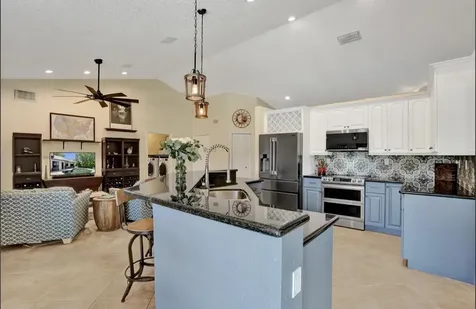5102 NW 59th Way Coral Springs FL 33067