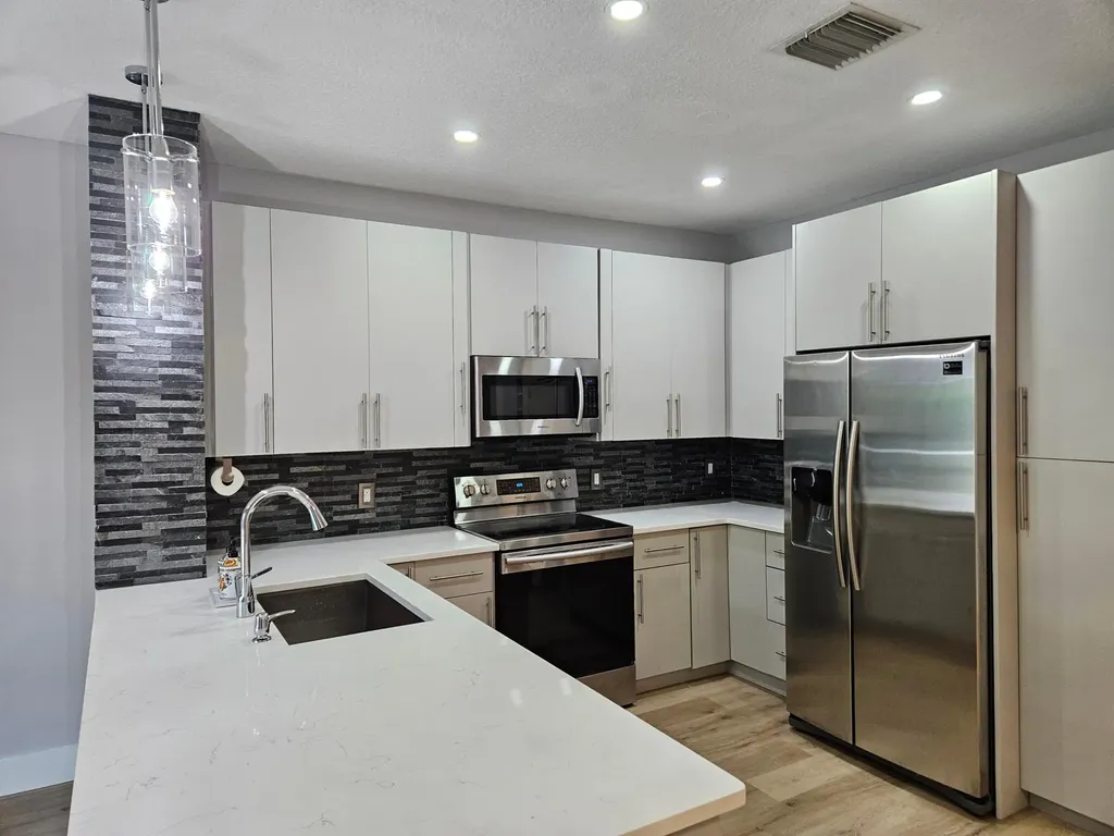 9749 Porta Leona Lane Boynton Beach FL 33472