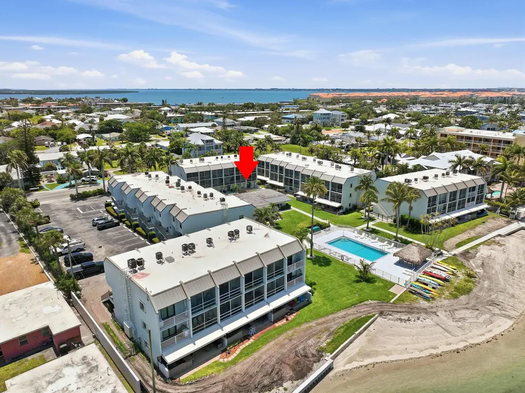 1300 Seaway Drive Hutchinson Island FL 34949