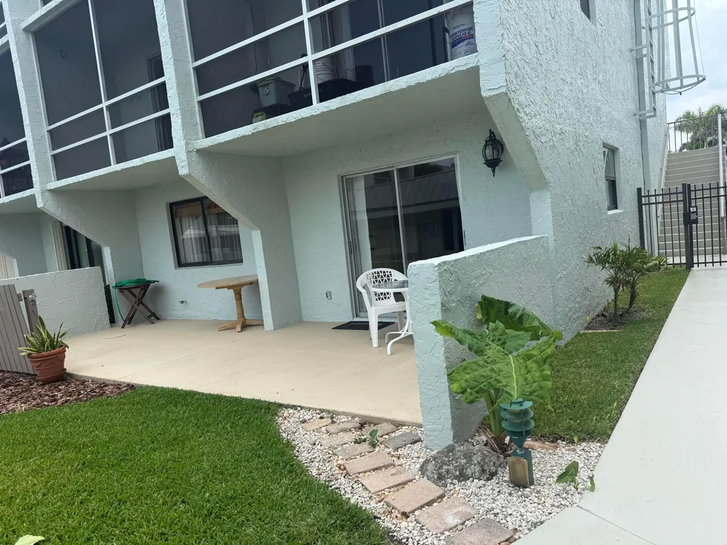 1300 Seaway Drive Hutchinson Island FL 34949