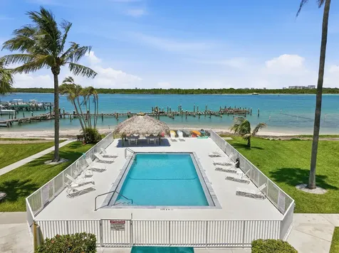 1300 Seaway Drive Hutchinson Island FL 34949
