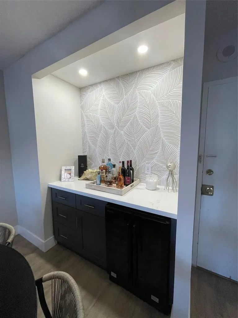 400 Kings Point Drive Sunny Isles Beach FL 33160