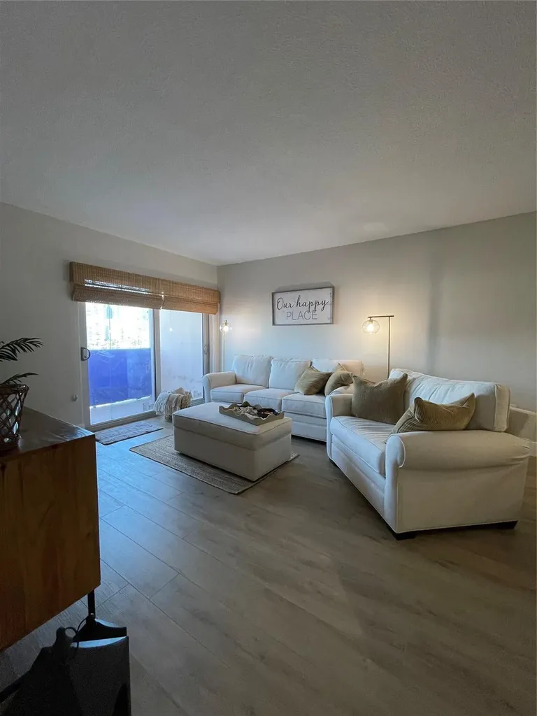 400 Kings Point Drive Sunny Isles Beach FL 33160