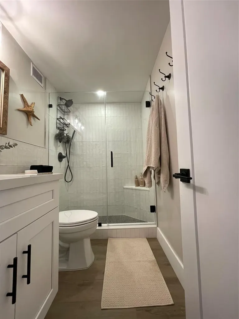 400 Kings Point Drive Sunny Isles Beach FL 33160