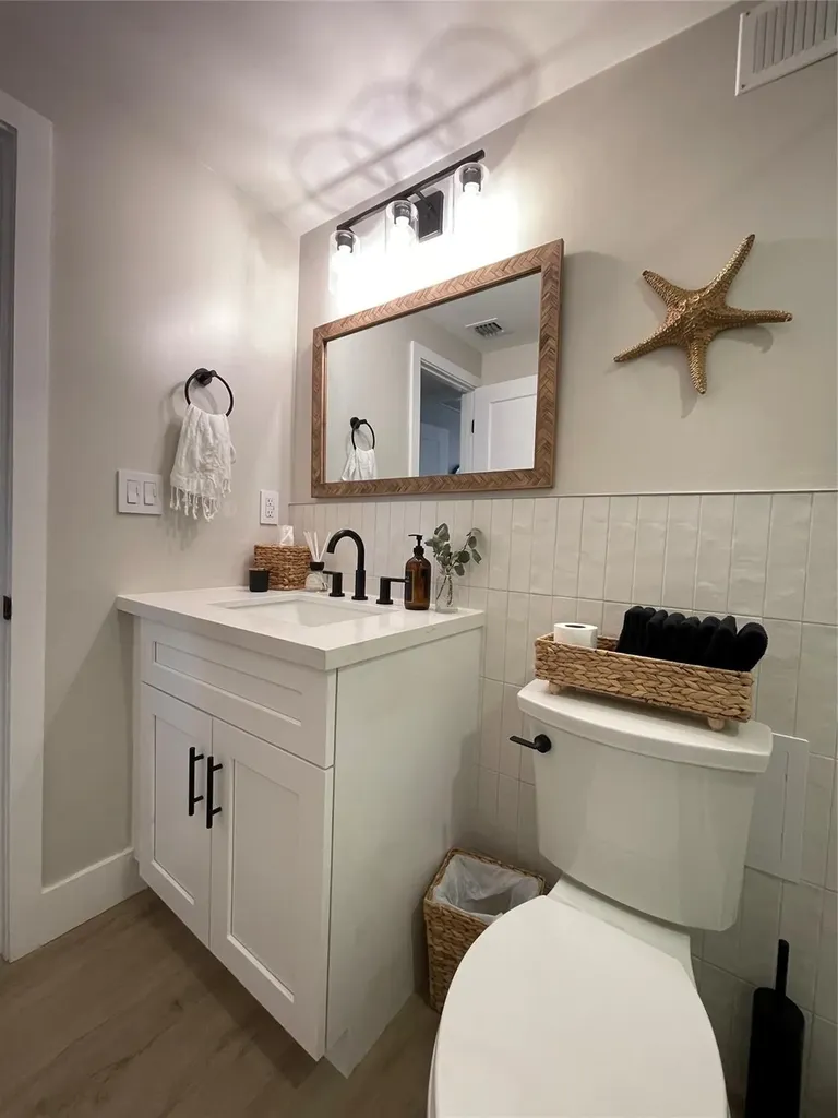 400 Kings Point Drive Sunny Isles Beach FL 33160