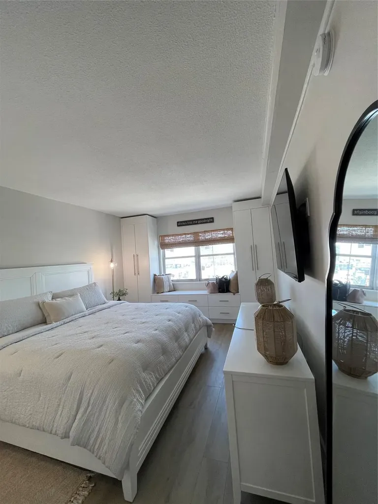 400 Kings Point Drive Sunny Isles Beach FL 33160