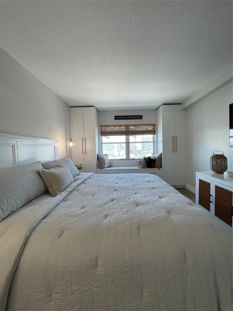 400 Kings Point Drive Sunny Isles Beach FL 33160