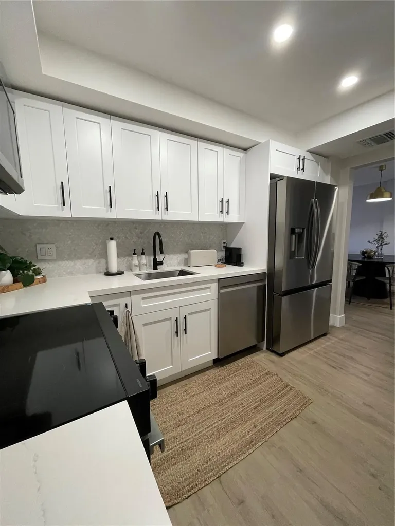 400 Kings Point Drive Sunny Isles Beach FL 33160