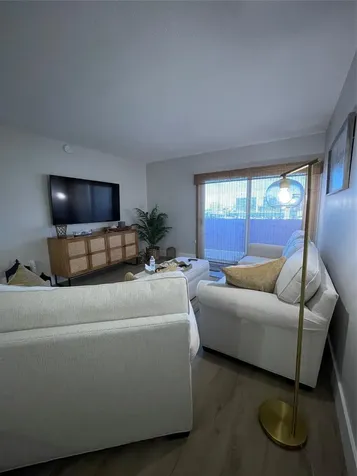 400 Kings Point Drive Sunny Isles Beach FL 33160