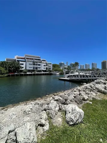 400 Kings Point Drive Sunny Isles Beach FL 33160