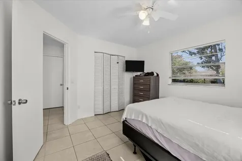 1549 SE Minorca Avenue Port St Lucie FL 34952