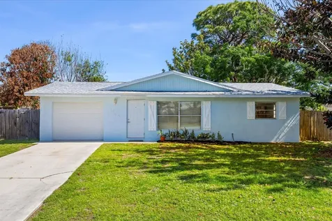 1549 SE Minorca Avenue Port St Lucie FL 34952