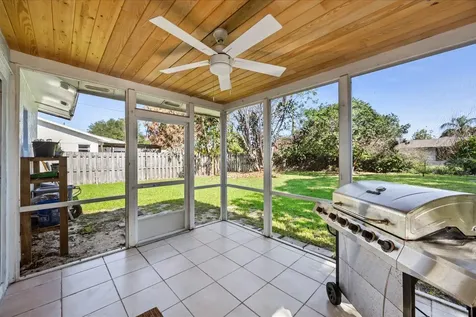 1549 SE Minorca Avenue Port St Lucie FL 34952