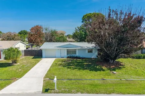 1549 SE Minorca Avenue Port St Lucie FL 34952