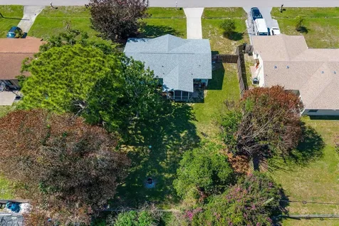 1549 SE Minorca Avenue Port St Lucie FL 34952