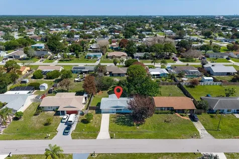 1549 SE Minorca Avenue Port St Lucie FL 34952