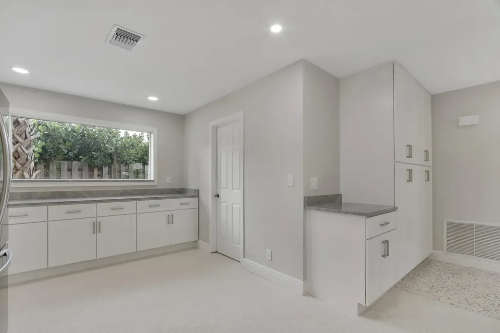 732 Pelican Way North Palm Beach FL 33408