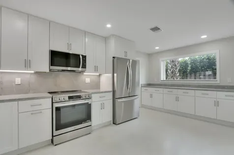 732 Pelican Way North Palm Beach FL 33408