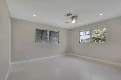 732 Pelican Way North Palm Beach FL 33408