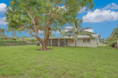 732 Pelican Way North Palm Beach FL 33408