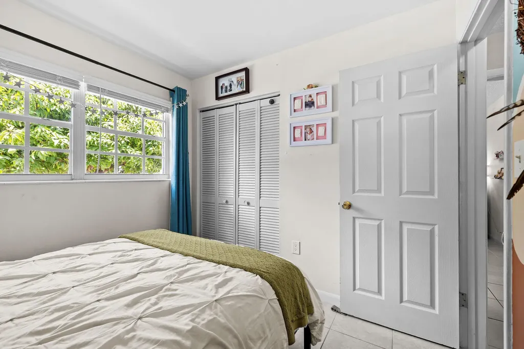 4366 Bamboo Drive Palm Beach Gardens FL 33410