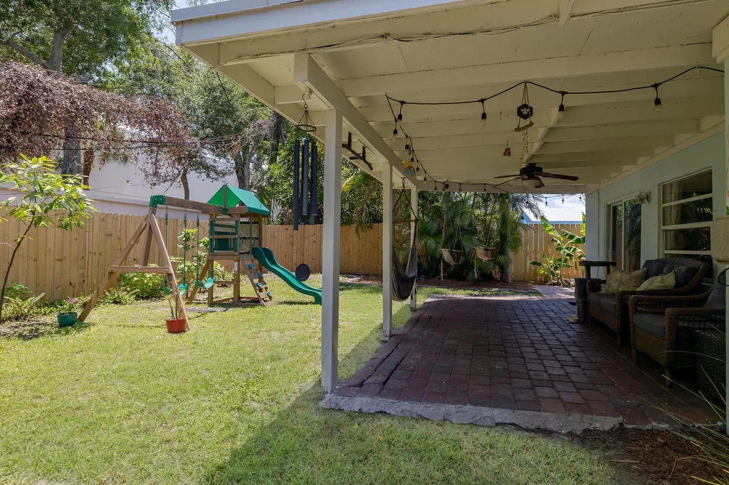 4366 Bamboo Drive Palm Beach Gardens FL 33410