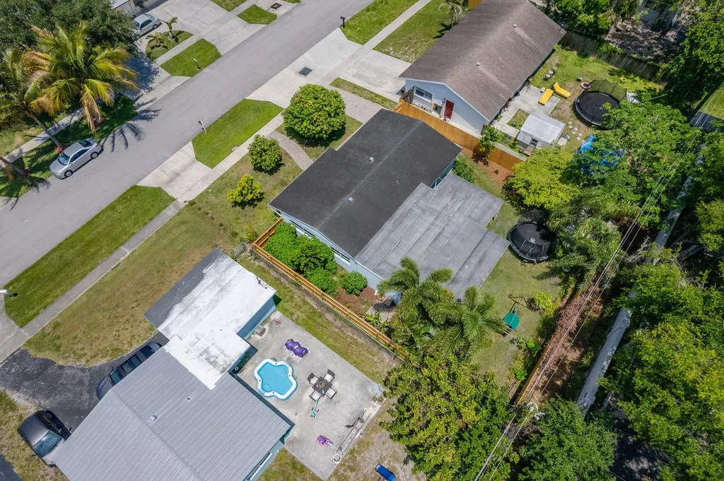 4366 Bamboo Drive Palm Beach Gardens FL 33410