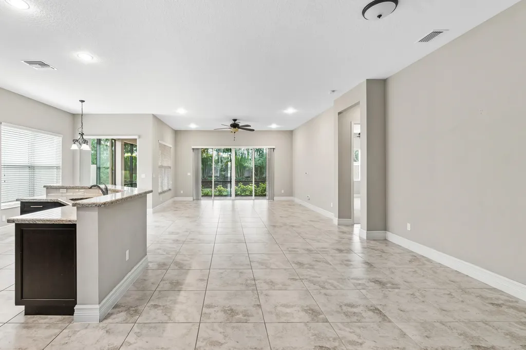 12455 Laguna Valley Terrace Boynton Beach FL 33473
