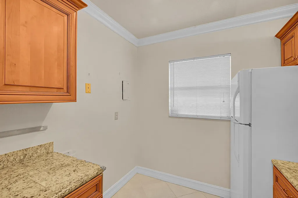 2340 SW 22nd Avenue Delray Beach FL 33445