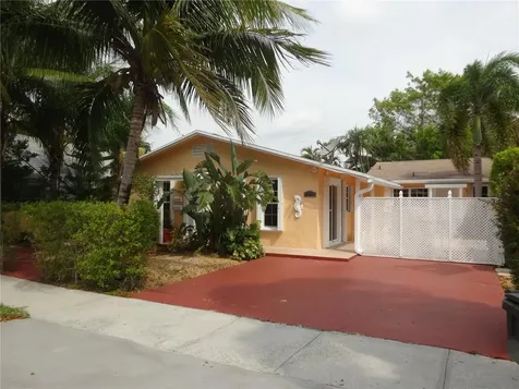 31 SE 13th Street Dania Beach FL 33004