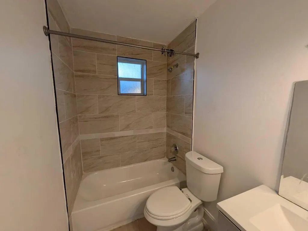 2861 NW 5th Street Pompano Beach FL 33069