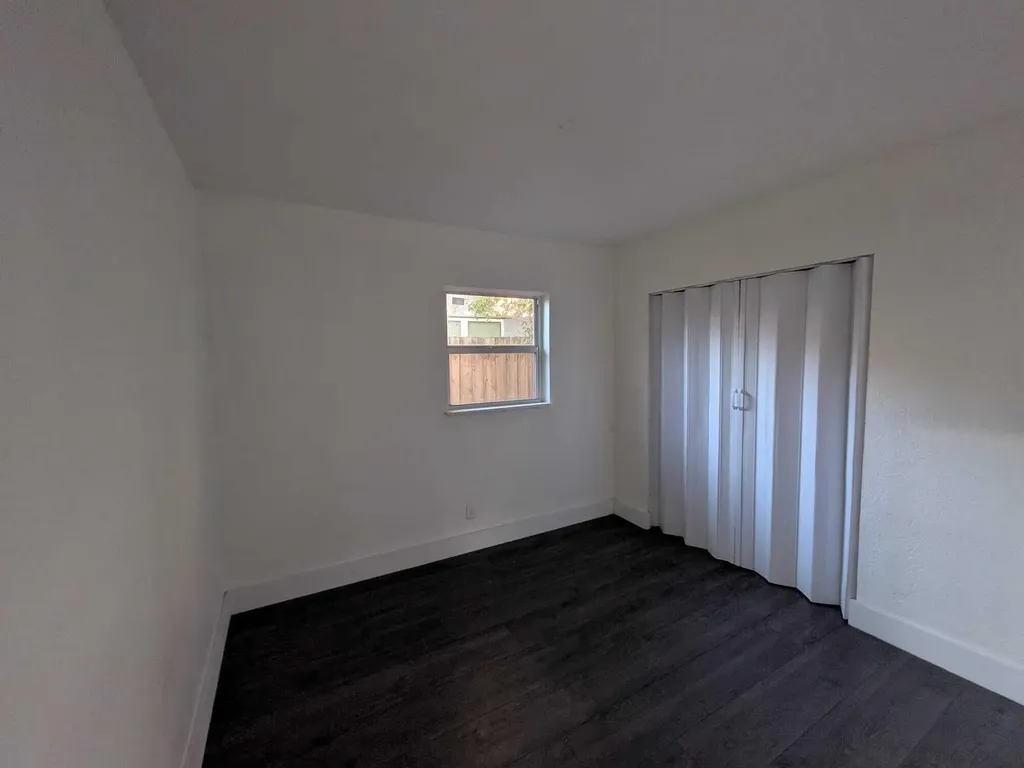 2861 NW 5th Street Pompano Beach FL 33069