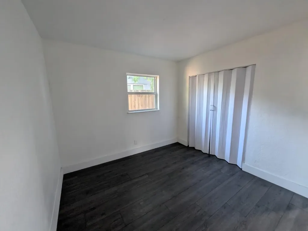 2861 NW 5th Street Pompano Beach FL 33069