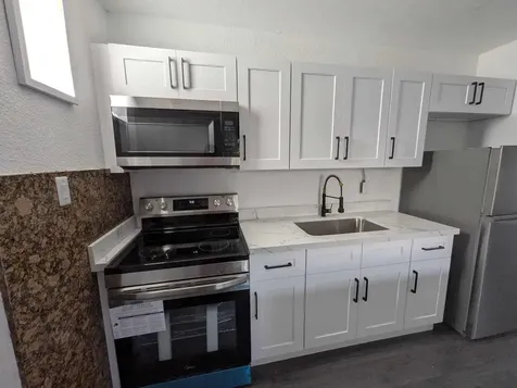 2861 NW 5th Street Pompano Beach FL 33069