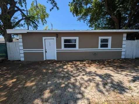 2861 NW 5th Street Pompano Beach FL 33069