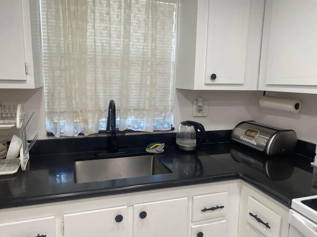 9821 Sunrise Lakes Boulevard Sunrise FL 33322