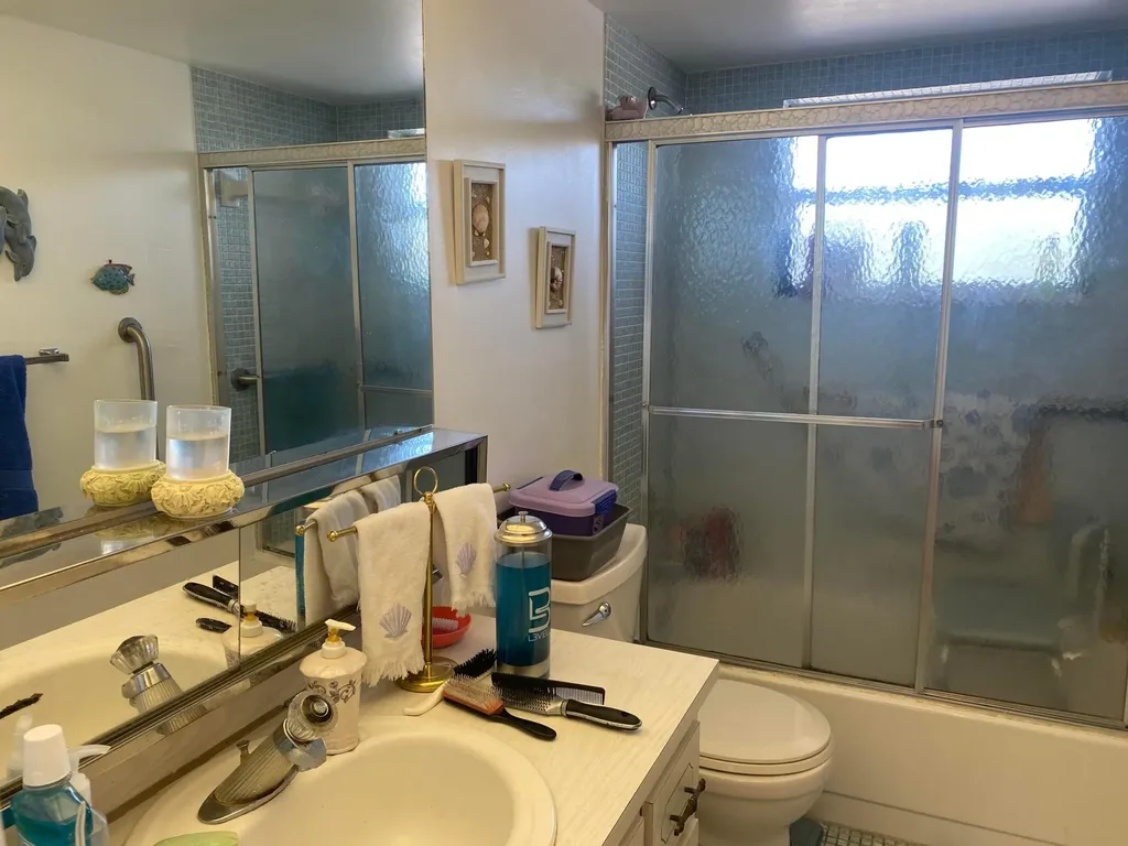 9821 Sunrise Lakes Boulevard Sunrise FL 33322