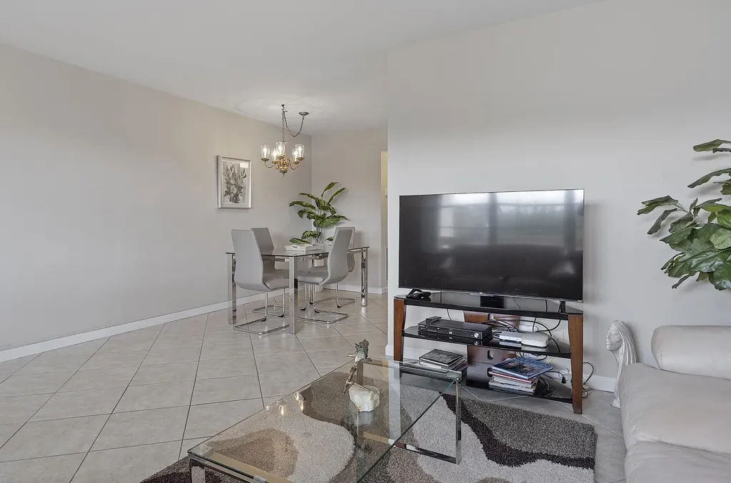 2905 Victoria Place Coconut Creek FL 33066