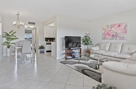 2905 Victoria Place Coconut Creek FL 33066