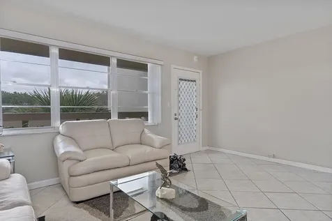 2905 Victoria Place Coconut Creek FL 33066