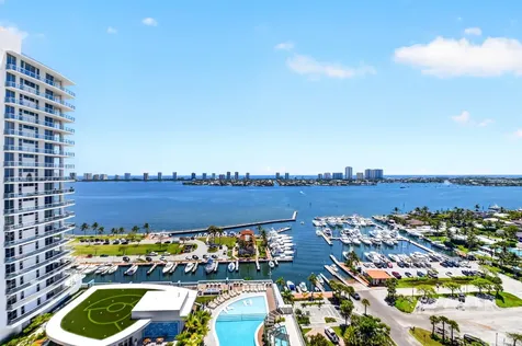 220 Lake Shore Drive Lake Park FL 33403