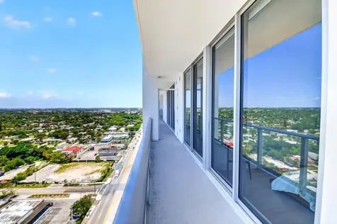 220 Lake Shore Drive Lake Park FL 33403