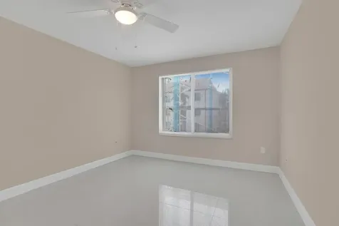 611 Villa Circle Boynton Beach FL 33435