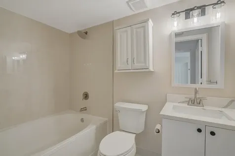 611 Villa Circle Boynton Beach FL 33435
