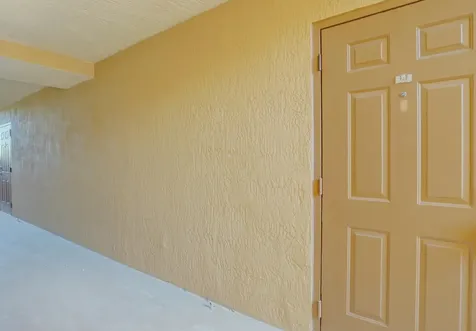 611 Villa Circle Boynton Beach FL 33435