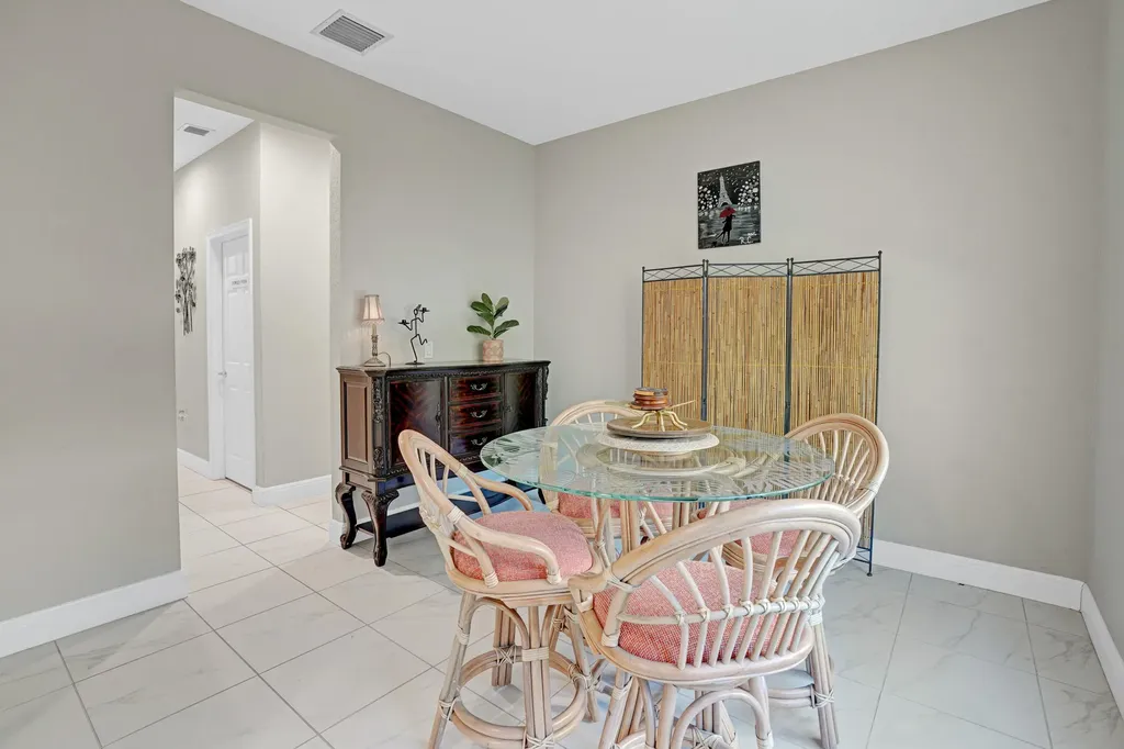 1212 NW Leonardo Circle Port St Lucie FL 34986