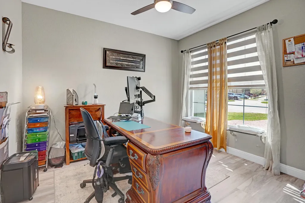 1212 NW Leonardo Circle Port St Lucie FL 34986