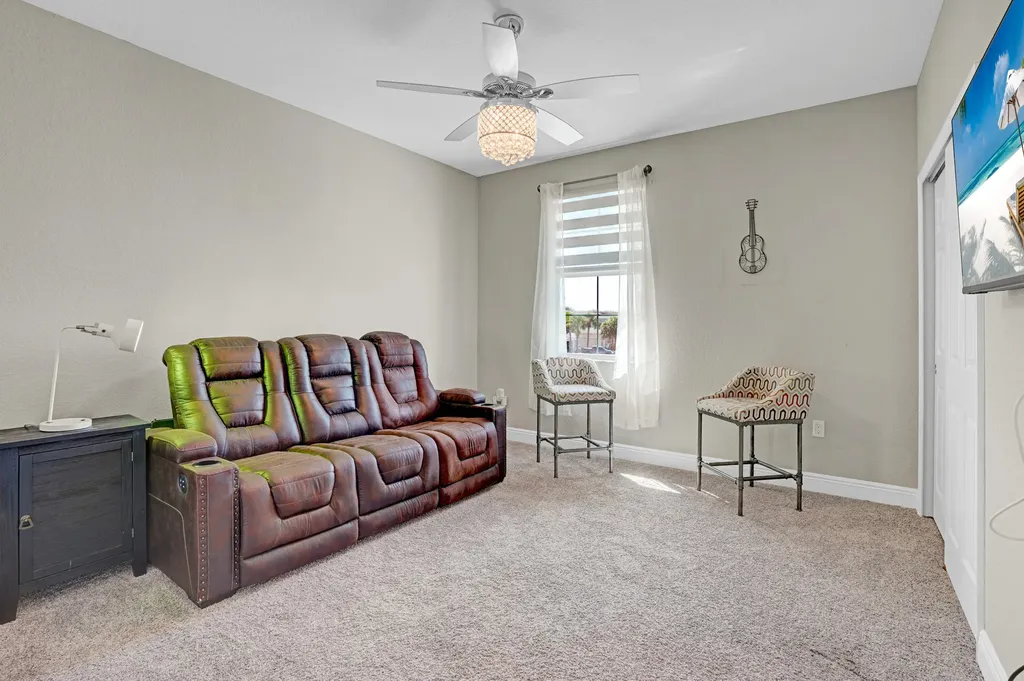 1212 NW Leonardo Circle Port St Lucie FL 34986