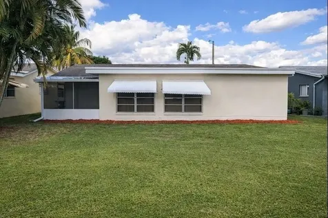 4906 NW 53rd Court Tamarac FL 33319