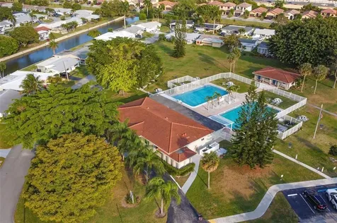 4906 NW 53rd Court Tamarac FL 33319